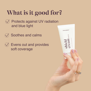 Prescription Skincare Shield Cream SPF 30 beschermt tegen UV straling en blauw licht, kalmeert en egaliseert de huid